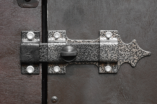 GATE HARDWARE