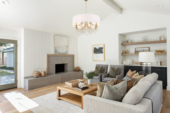 Crystorama Crystorama Othello 8 Light Vibrant Gold Chandelier