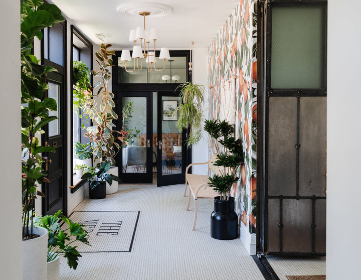 Crystorama Crystorama Keenan 8 Light Vibrant Gold Chandelier