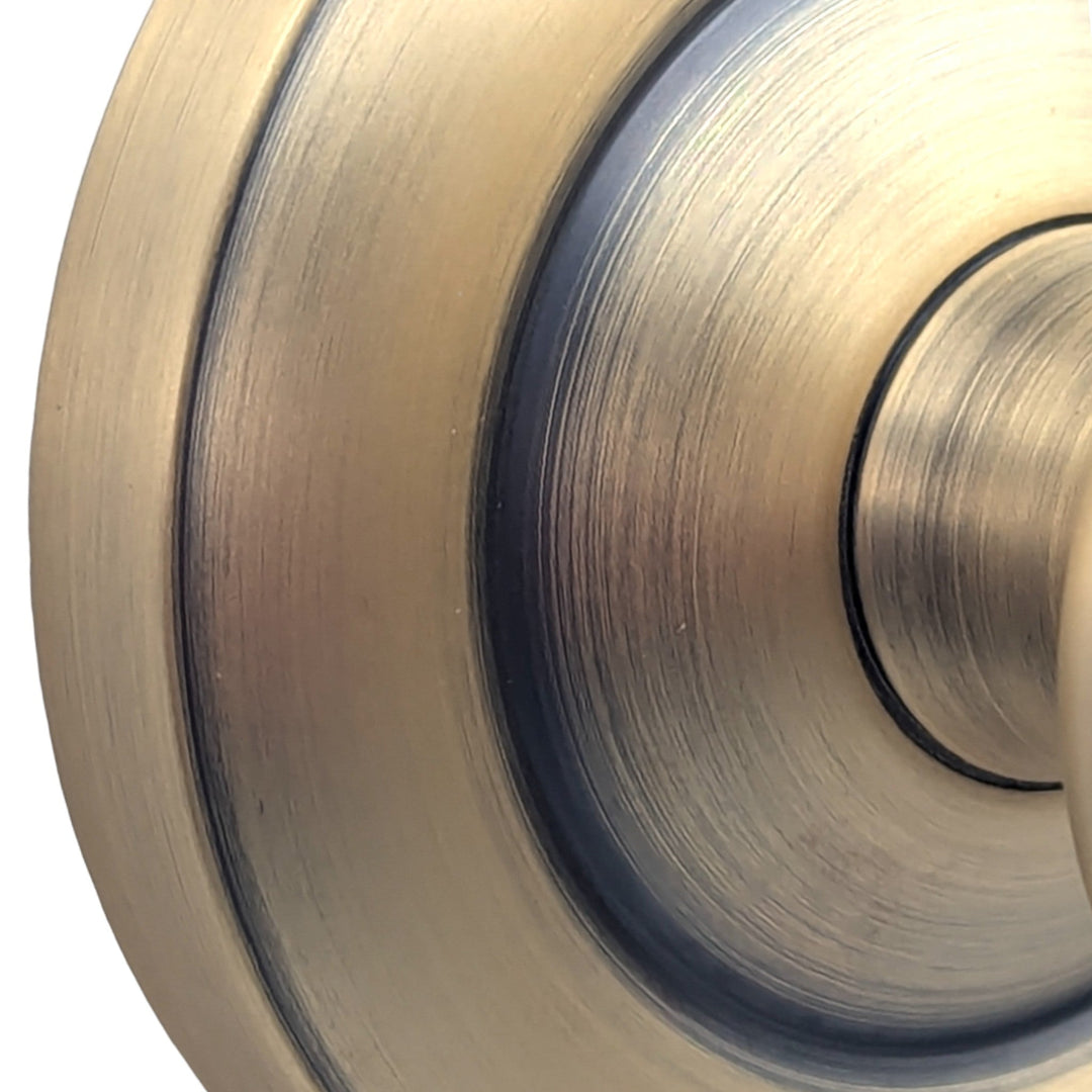  Magnifique™ Classic Door Set with Crystal Fluted Knobs (Several Finishes Available)