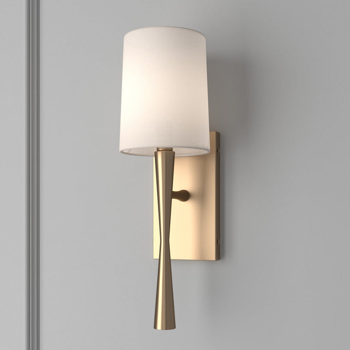 Crystorama Crystorama Trenton 1 Light Aged Brass Sconce